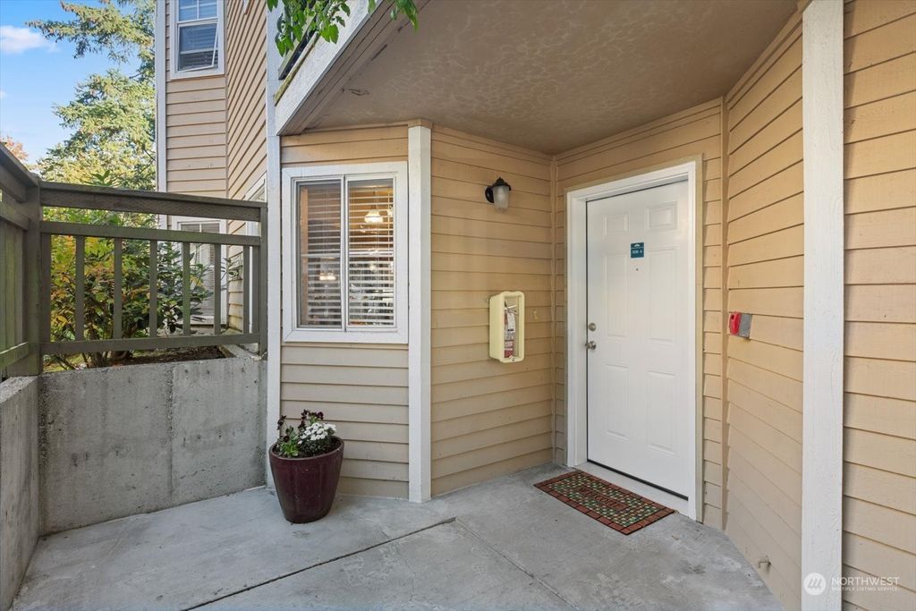 Photo of 5300 Harbour Pointe Boulevard #306A, Mukilteo, WA 98275 (MLS # 2282711)