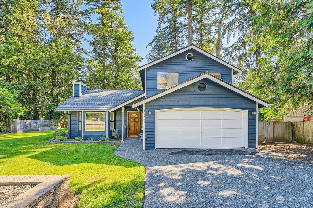 Photo of 26560 222nd Avenue SE, Maple Valley, WA 98038 (MLS # 2254784)