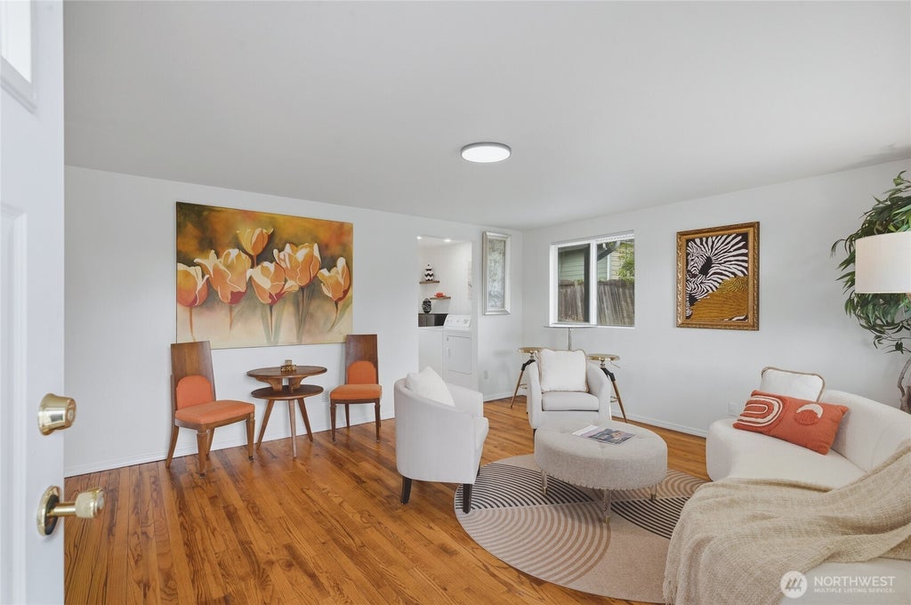 Photo of 7432 S 118th Place, Seattle, WA 98178 (MLS # 2573664)
