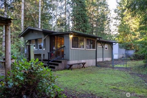 Photo of 120 King Drive, Brinnon, WA 98320 (MLS # 2460468)