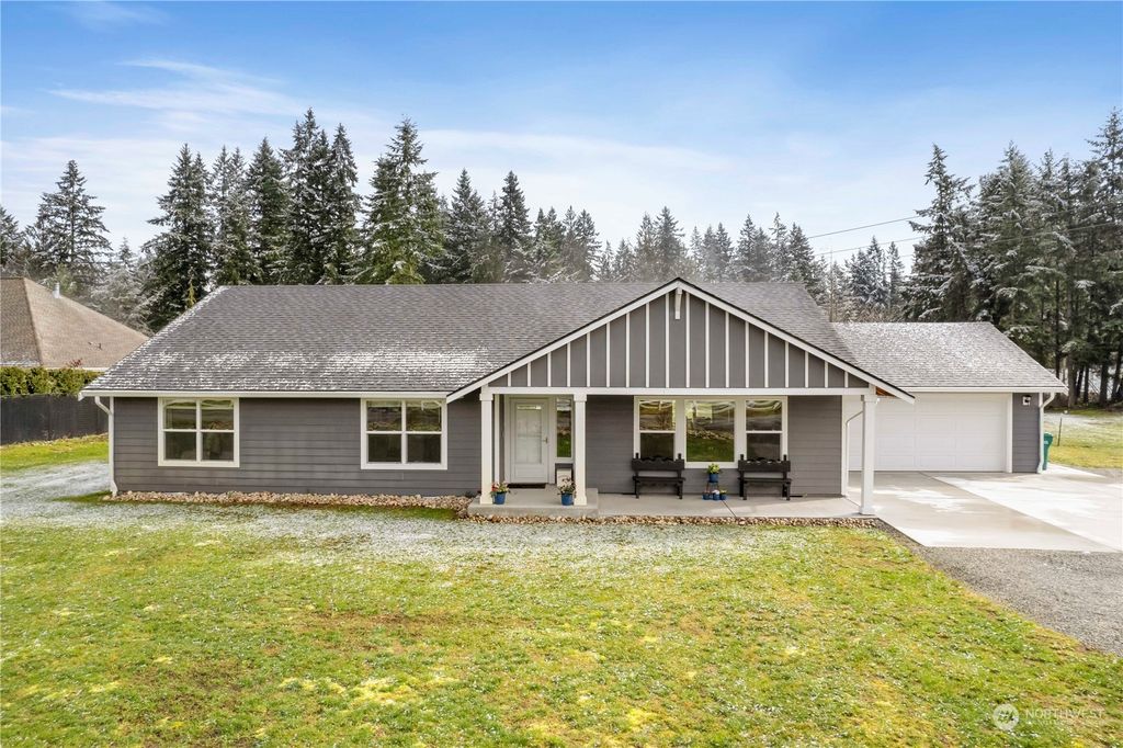 Photo of 38316 244th Avenue SE, Enumclaw, WA 98022 (MLS # 2207182)