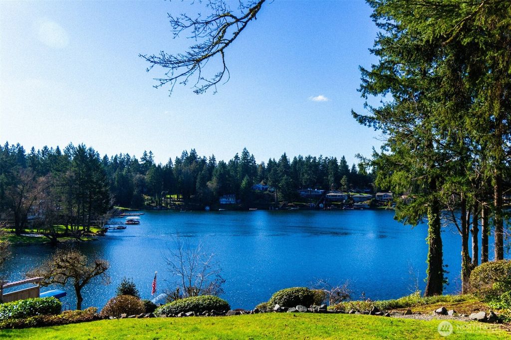 Photo of 10826 Meadow Road SW, Lakewood, WA 98499 (MLS # 2483058)