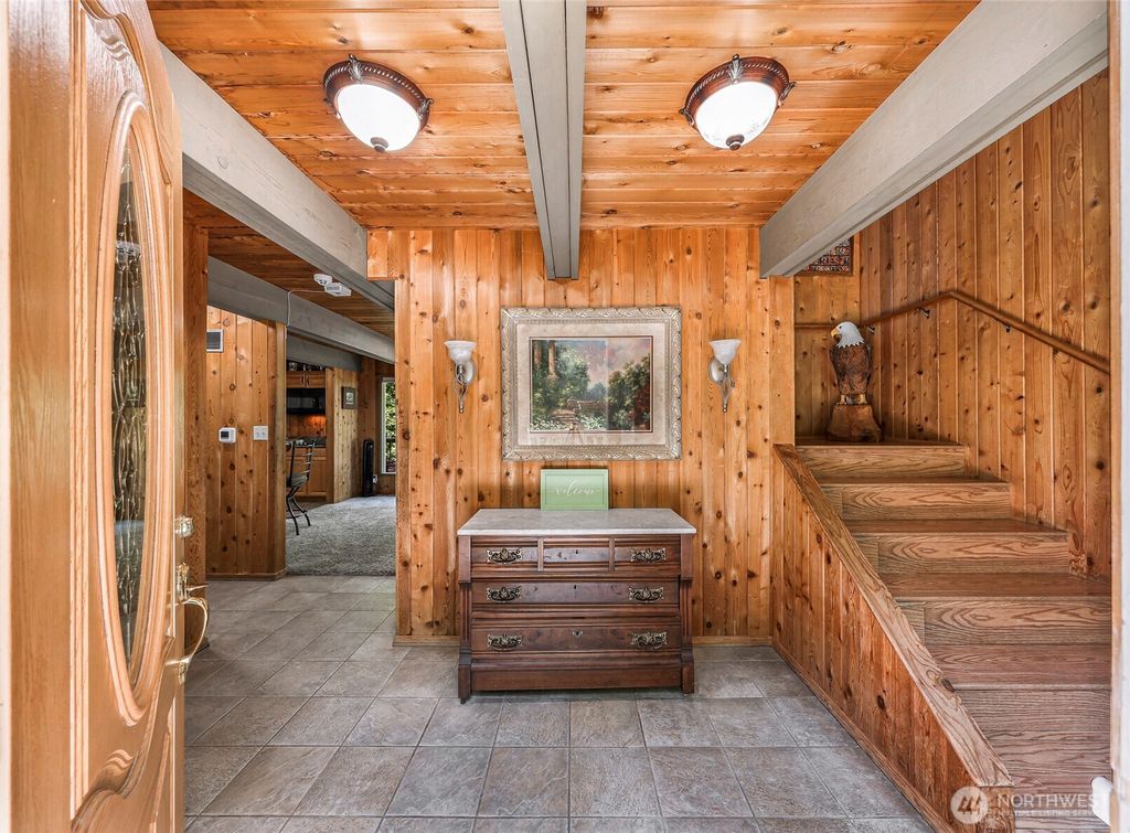 Photo of 1418 E Blackburn Road, Mount Vernon, WA 98274 (MLS # 2507306)