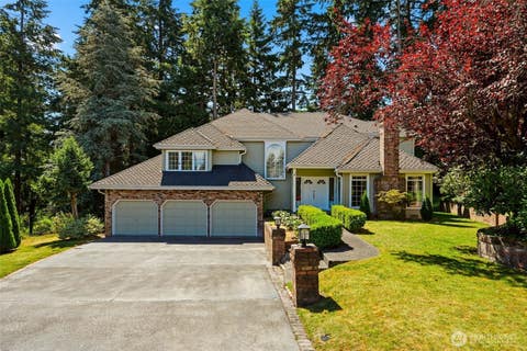 Photo of 221 SW 331st Place, Federal Way, WA 98023 (MLS # 2562123)