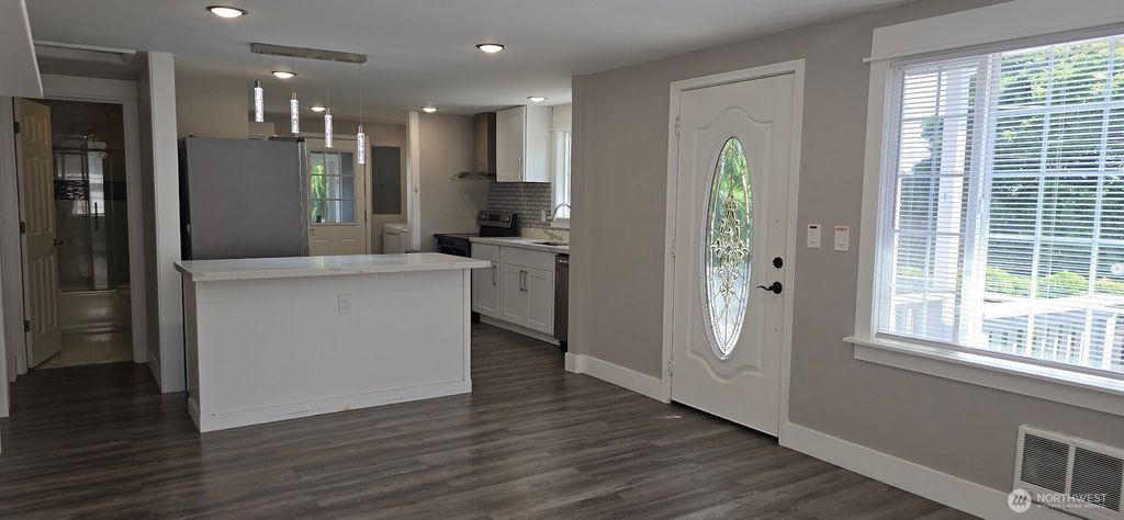 Photo of 12053 70 Avenue S, Seattle, WA 98178 (MLS # 2433550)