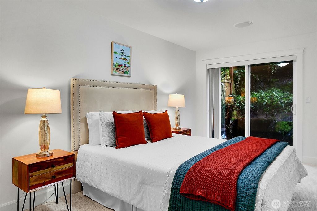 Photo of 815 2nd Avenue N #A, Seattle, WA 98109 (MLS # 2488988)