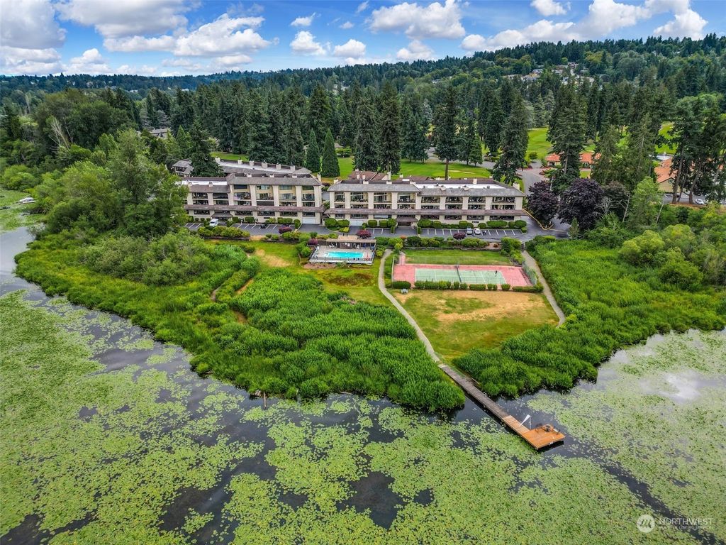 Photo of 16921 Inglewood Road NE #A306, Kenmore, WA 98028 (MLS # 2135311)