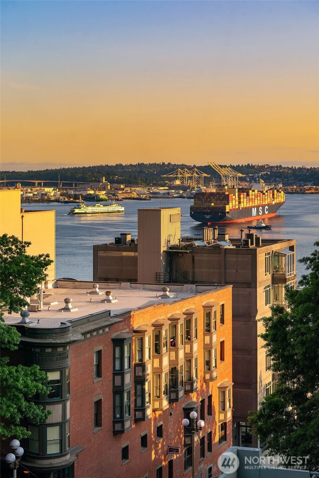 Photo of 2000 1st Avenue #804, Seattle, WA 98121 (MLS # 2389712)