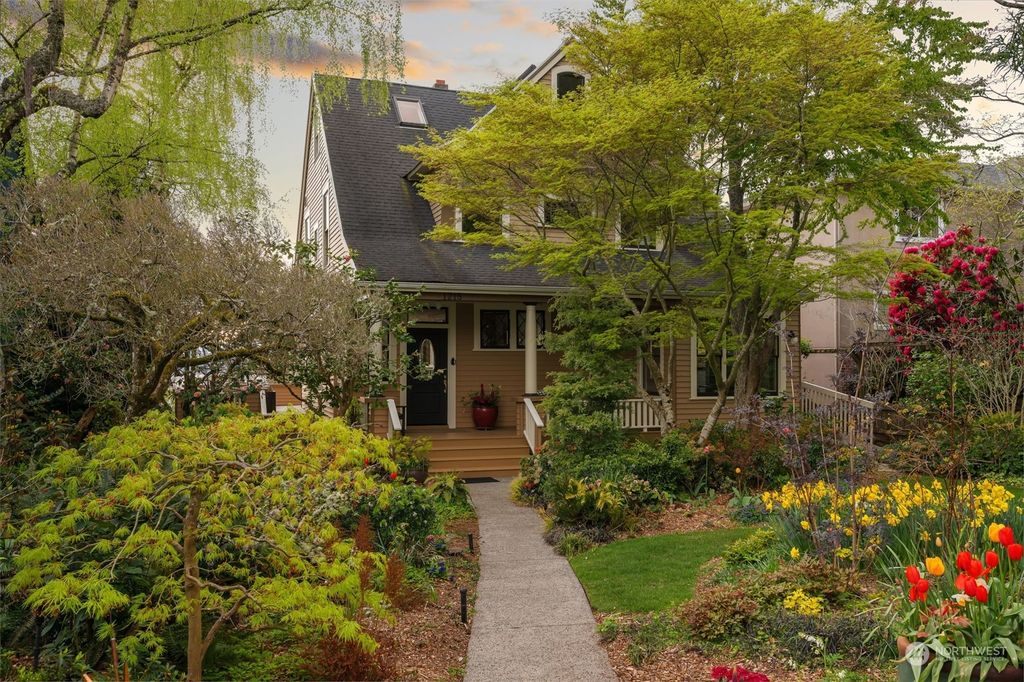 Photo of 1215 7th Avenue W, Seattle, WA 98119 (MLS # 2194541)