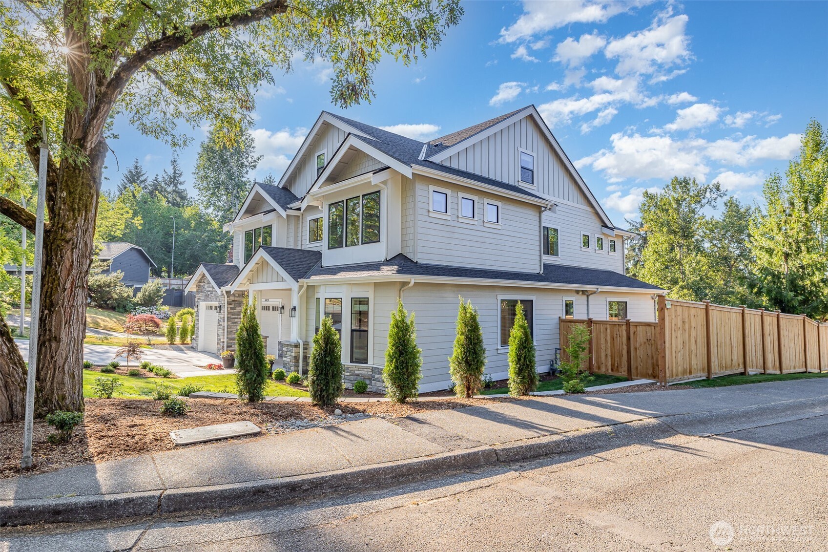 14820 NE 70th Court