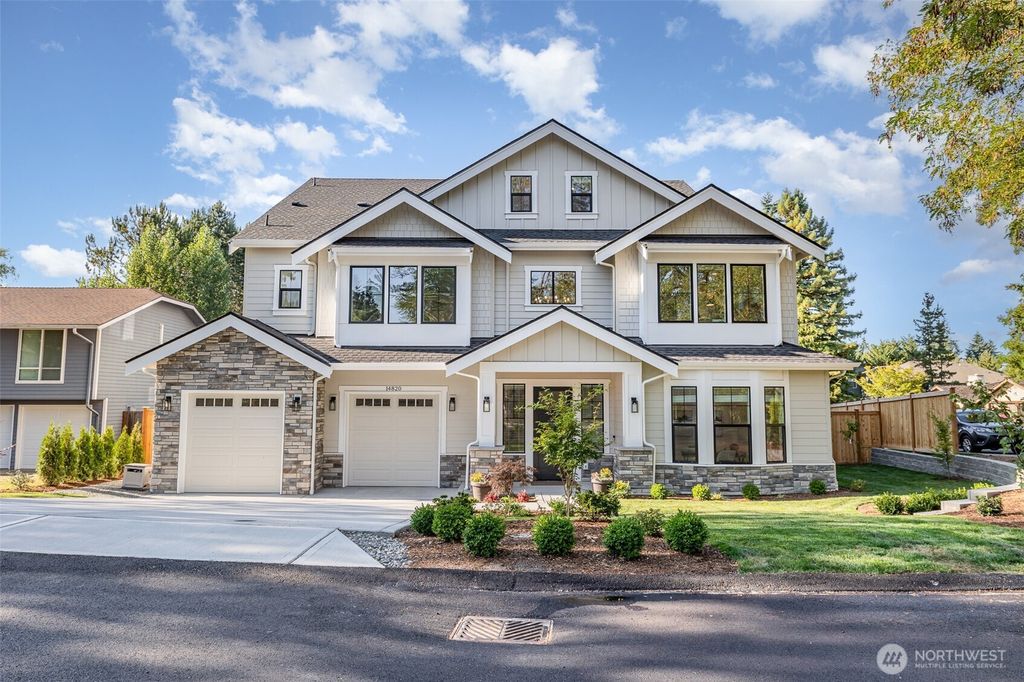 Photo of 14820 NE 70th Court, Redmond, WA 98052 (MLS # 2410094)