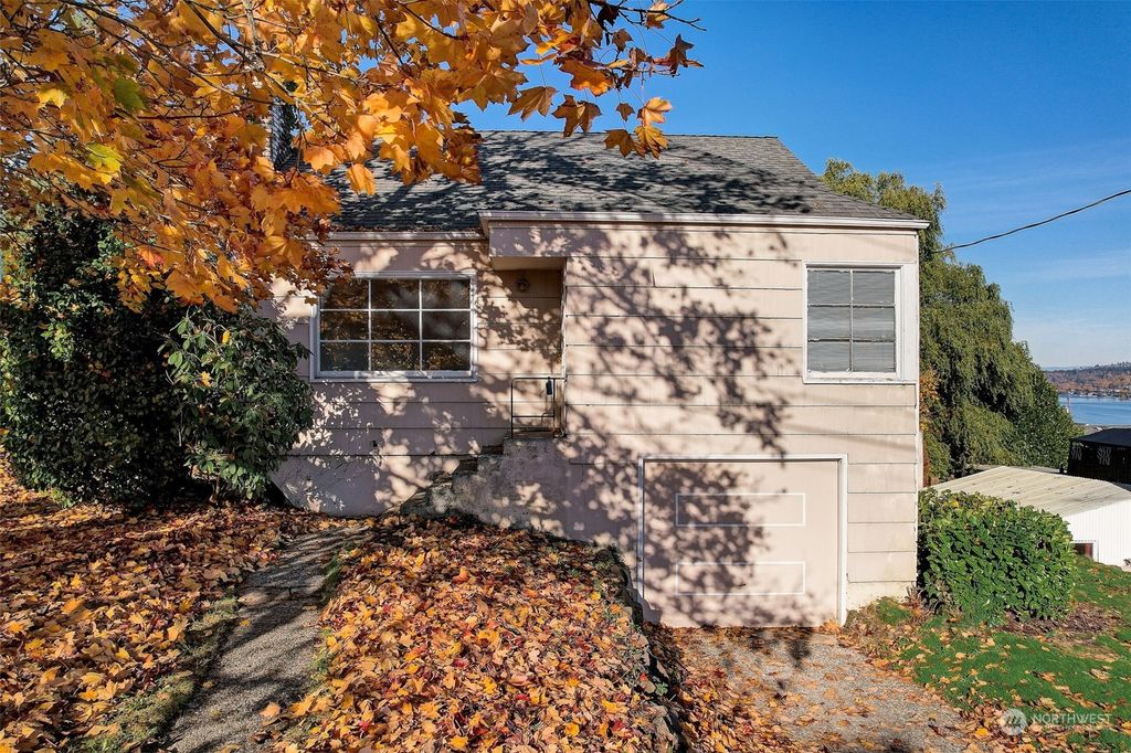 Photo of 7838 S 113th Street, Seattle, WA 98178 (MLS # 2179815)