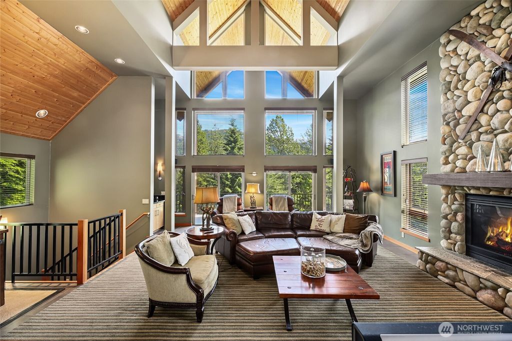 Photo of 220 Kearny Drive, Snoqualmie Pass, WA 98068 (MLS # 2404545)