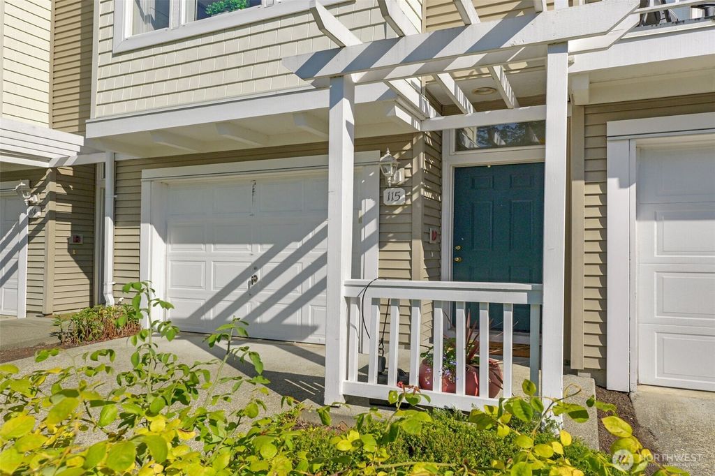 Photo of 2680 139th Avenue SE #115, Bellevue, WA 98005 (MLS # 2437941)