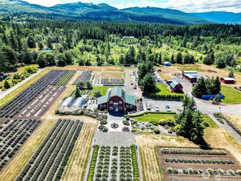 274154 Highway 101