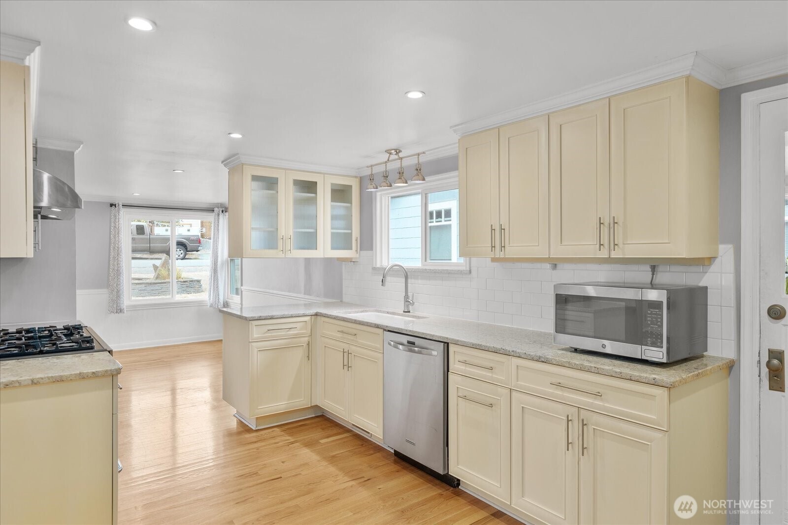 12206 Fremont Avenue N