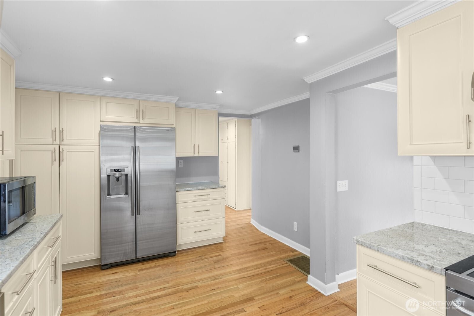 12206 Fremont Avenue N