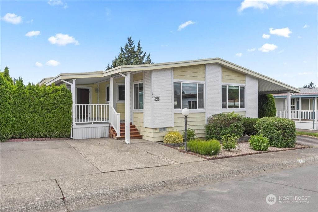 Photo of 11436 SE 208th St #29, Kent, WA 98031 (MLS # 2250401)