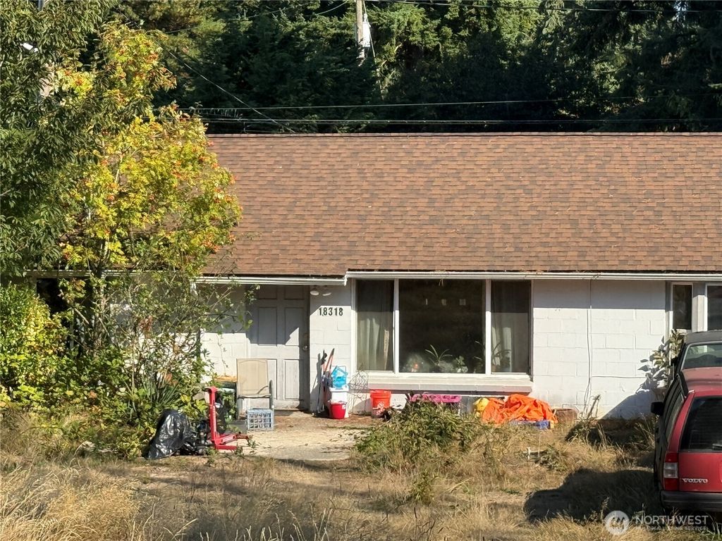 Photo of 18318 8th Avenue NE, Shoreline, WA 98155 (MLS # 2438039)