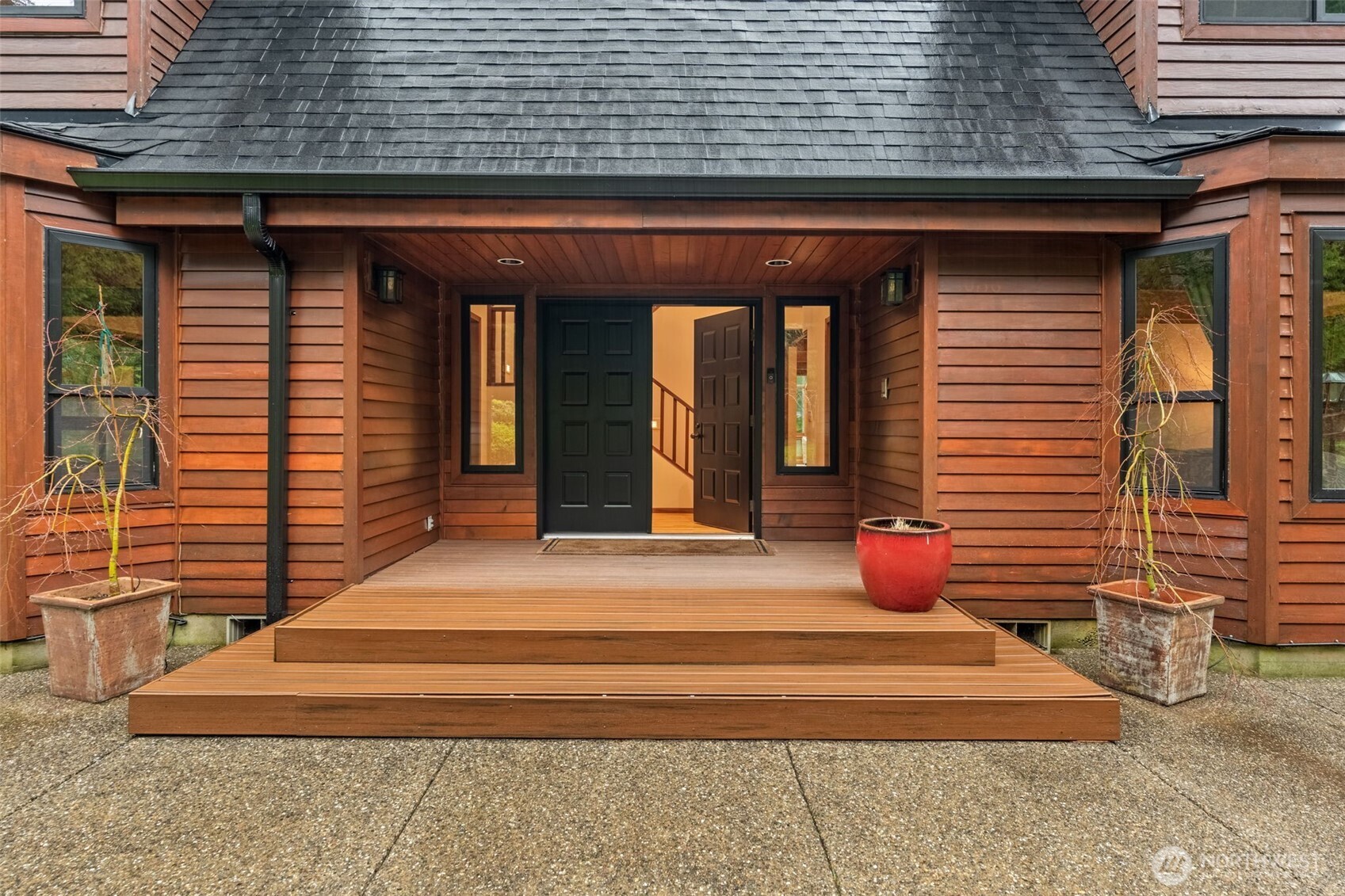 10116 136th Avenue NW