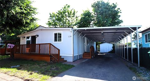 Photo of 401 37th Street SE #104, Auburn, WA 98002 (MLS # 2509963)