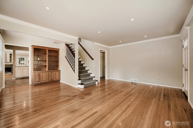 218 Summit Avenue
