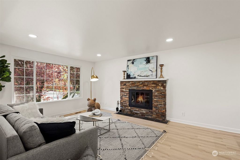 Photo of 13203 129th Place NE, Kirkland, WA 98034 (MLS # 2224490)