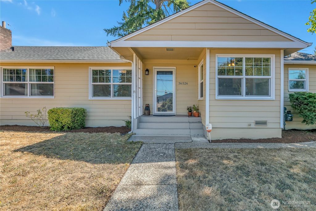 Photo of 36526 28th Avenue S, Federal Way, WA 98003 (MLS # 2424613)