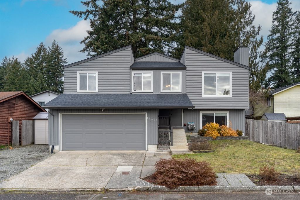 Photo of 18608 SE 268th Street, Covington, WA 98042 (MLS # 2329454)