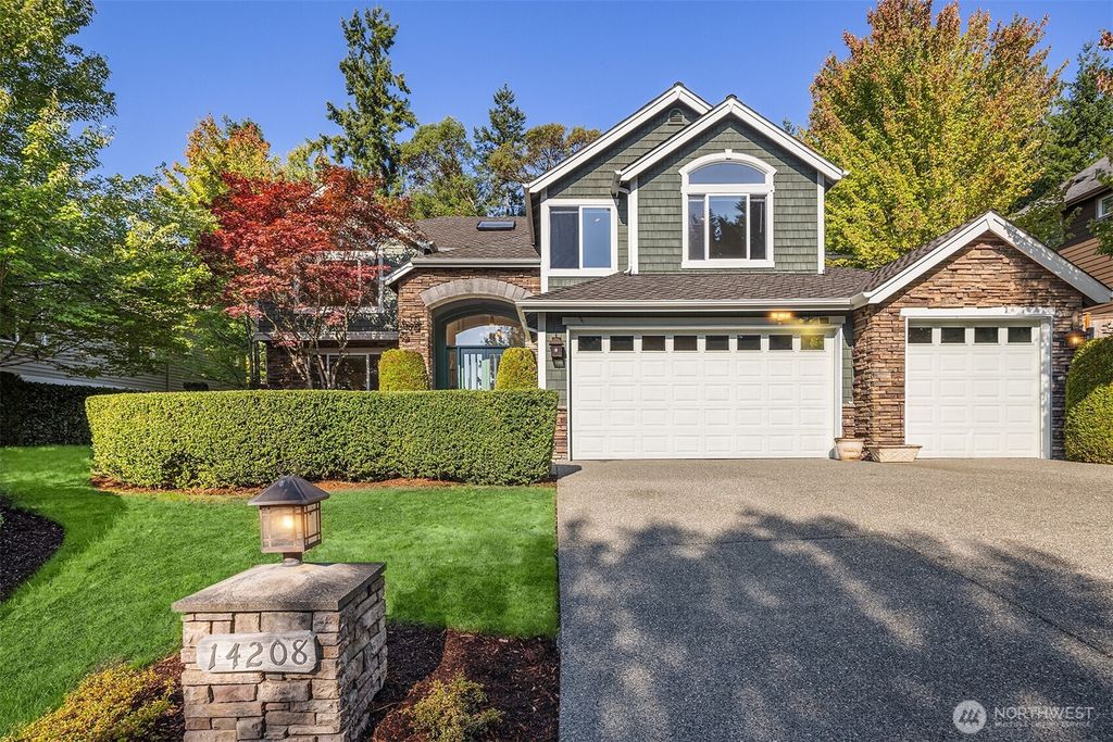 Photo of 14208 SE 90th Street, Newcastle, WA 98059 (MLS # 2438016)