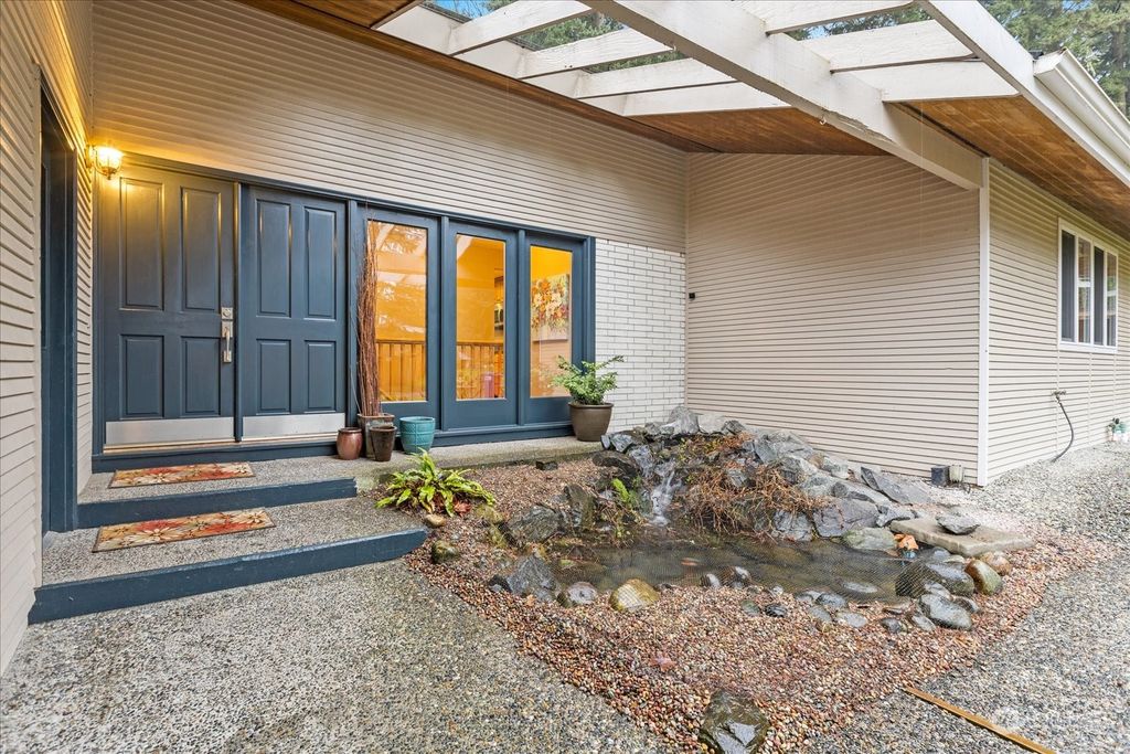 Photo of 9505 NE 198th Street, Bothell, WA 98011 (MLS # 2203249)