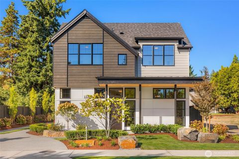 13104 NE 103RD Place Kirkland WA 98033