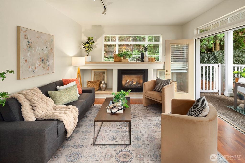 Photo of 5400 Harbour Pointe Boulevard #C104, Mukilteo, WA 98275 (MLS # 2398412)