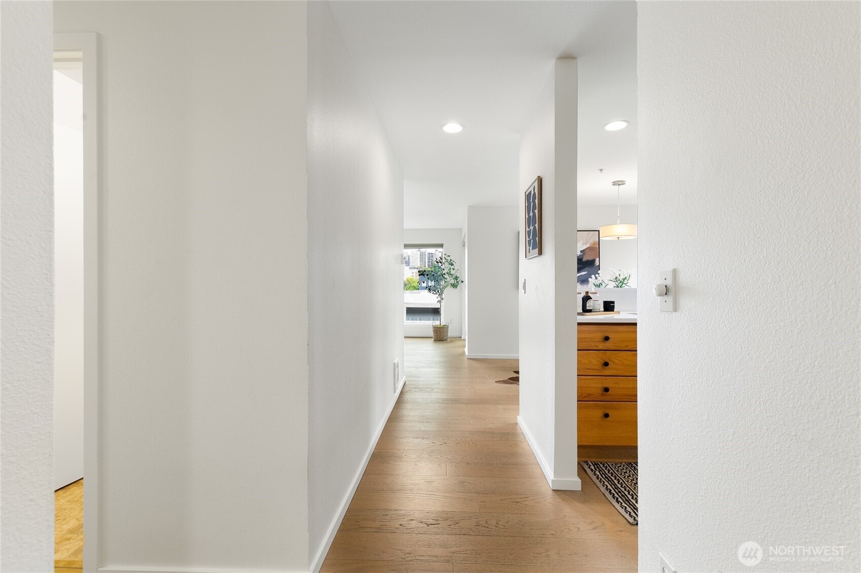 1805 Bellevue Avenue 401