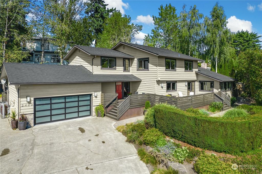 Photo of 2429 84th Avenue SE, Mercer Island, WA 98040 (MLS # 2146160)