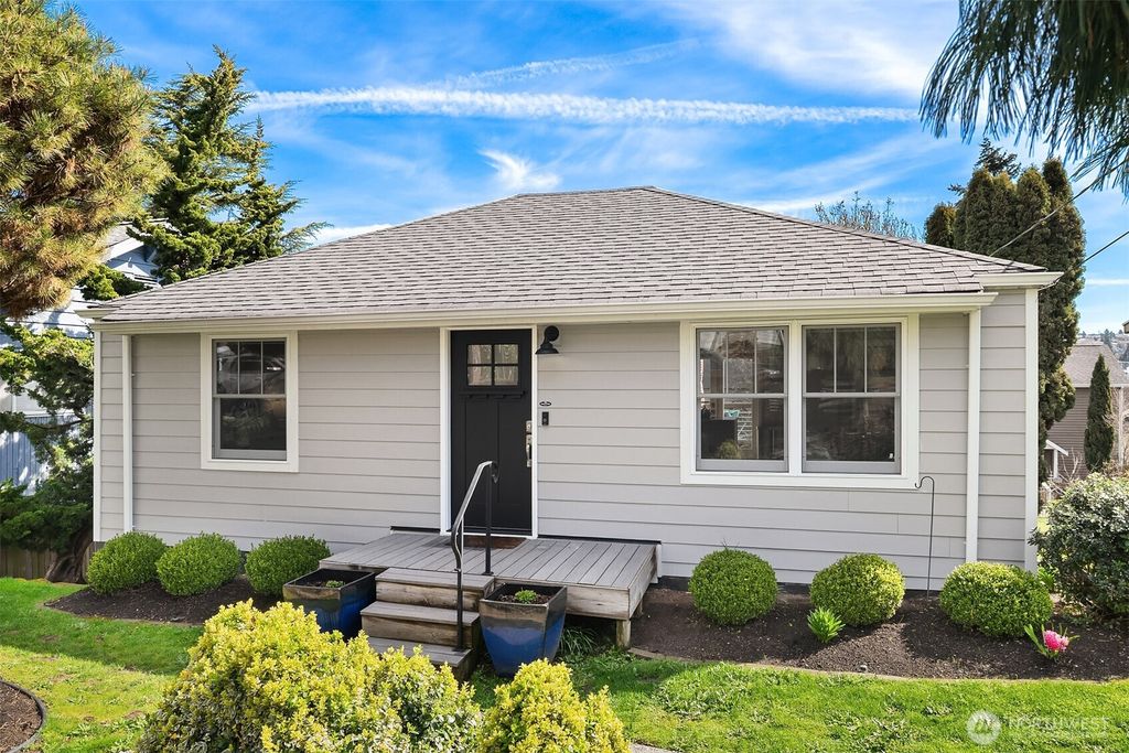 Photo of 3632 23rd Avenue W, Seattle, WA 98119 (MLS # 2345658)