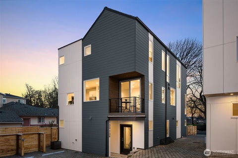 Photo of 3920 B S Juneau Street, Seattle, WA 98118 (MLS # 2576547)
