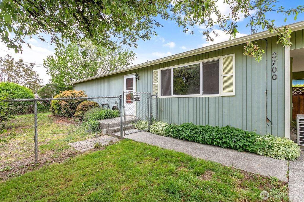 Photo of 2700 Xenia Street, Bellingham, WA 98226 (MLS # 2514313)