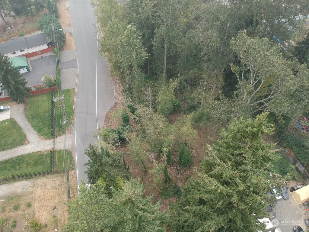 Photo of 31205 8th Street SW, Federal Way, WA 98023 (MLS # 2207258)