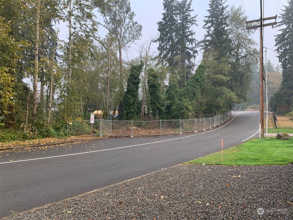 Photo of 31205 8th Street SW, Federal Way, WA 98023 (MLS # 2207258)