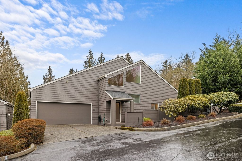 Photo of 611 Bellevue Way SE, Bellevue, WA 98004 (MLS # 2335702)