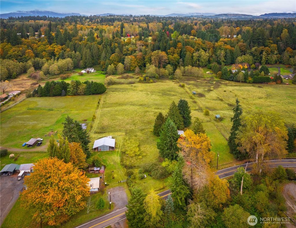 Photo of 921 RUSSELL ROAD Rd, Snohomish, WA 98290 (MLS # 2447820)