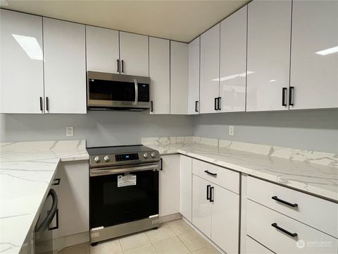 6051 137th Avenue NE Unit 336, Redmond, WA 98052 - MLS#: 2303891