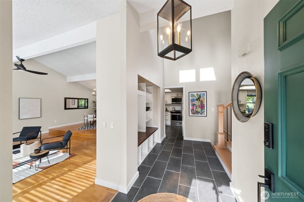 Photo of 33759 31st Avenue SW, Federal Way, WA 98023 (MLS # 2366931)