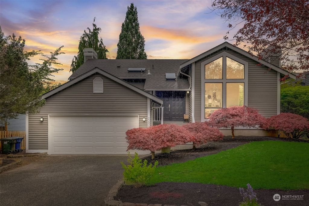 Photo of 22829 129th Avenue SE, Kent, WA 98031 (MLS # 2226572)