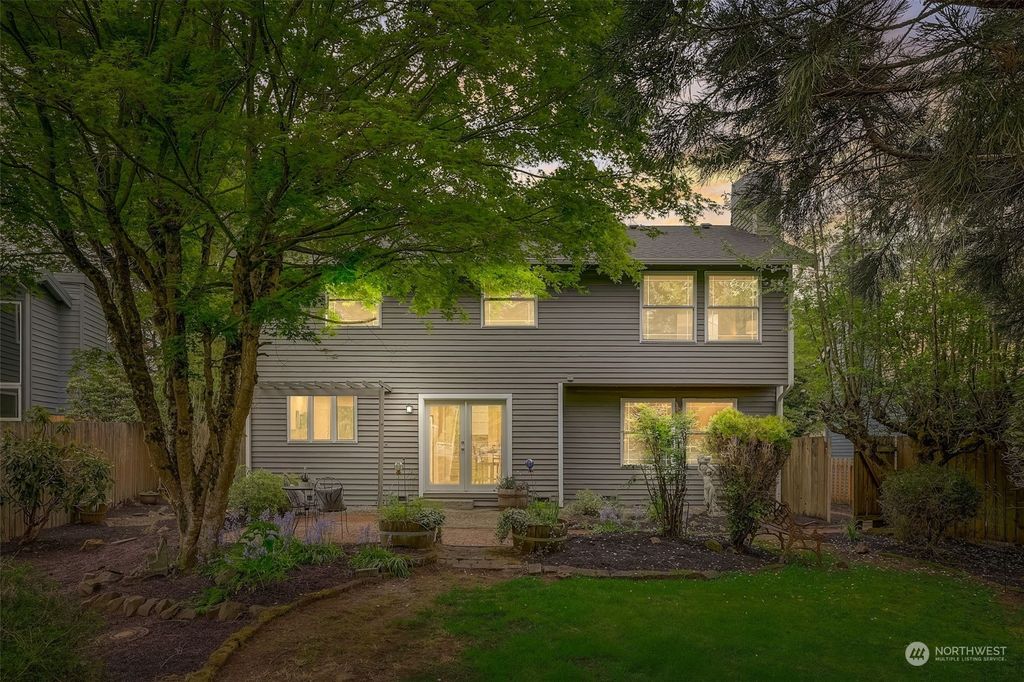 Photo of 22829 129th Avenue SE, Kent, WA 98031 (MLS # 2226572)