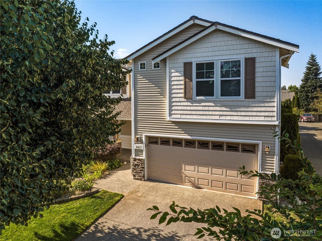 Photo of 8415 205th Street Ct E, Spanaway, WA 98387 (MLS # 2559302)