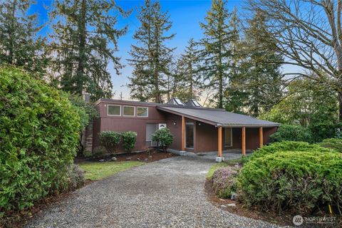 Photo of 11259 126th Avenue NE, Kirkland, WA 98033 (MLS # 2497591)