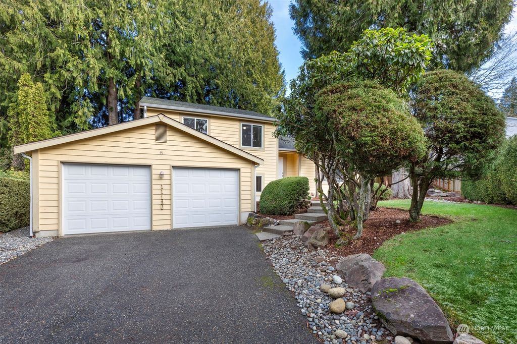 Photo of 11130 127th Place NE, Kirkland, WA 98033 (MLS # 2204453)