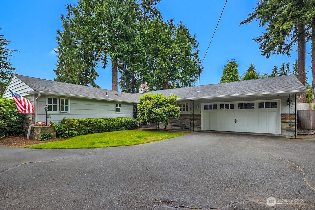 Photo of 23720 110th Place W, Woodway, WA 98020 (MLS # 2547901)